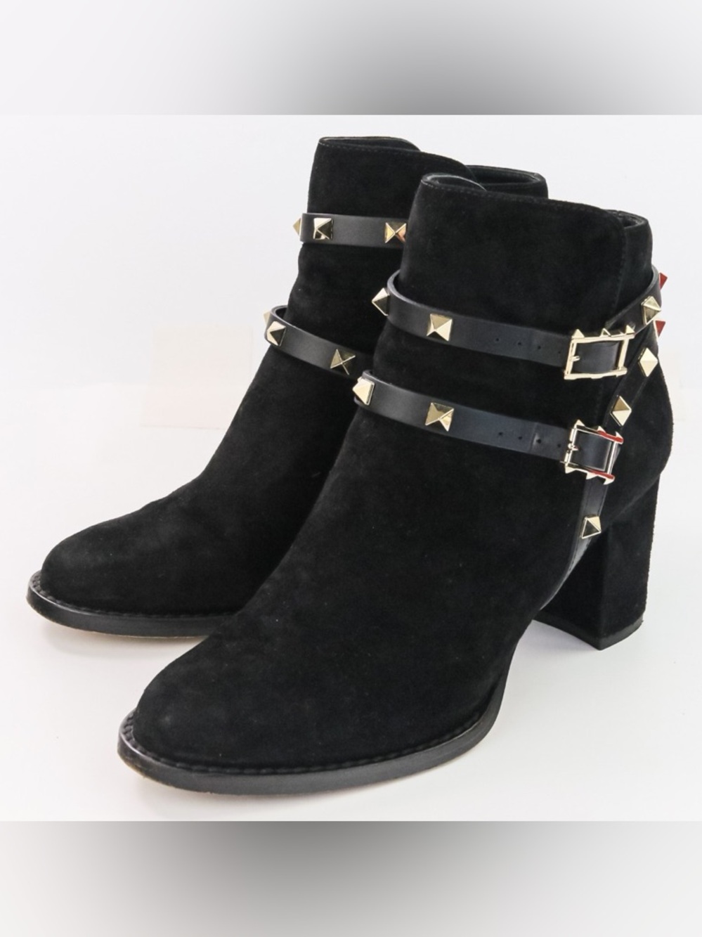 Valentino Garavani Rockstud Suede Boots